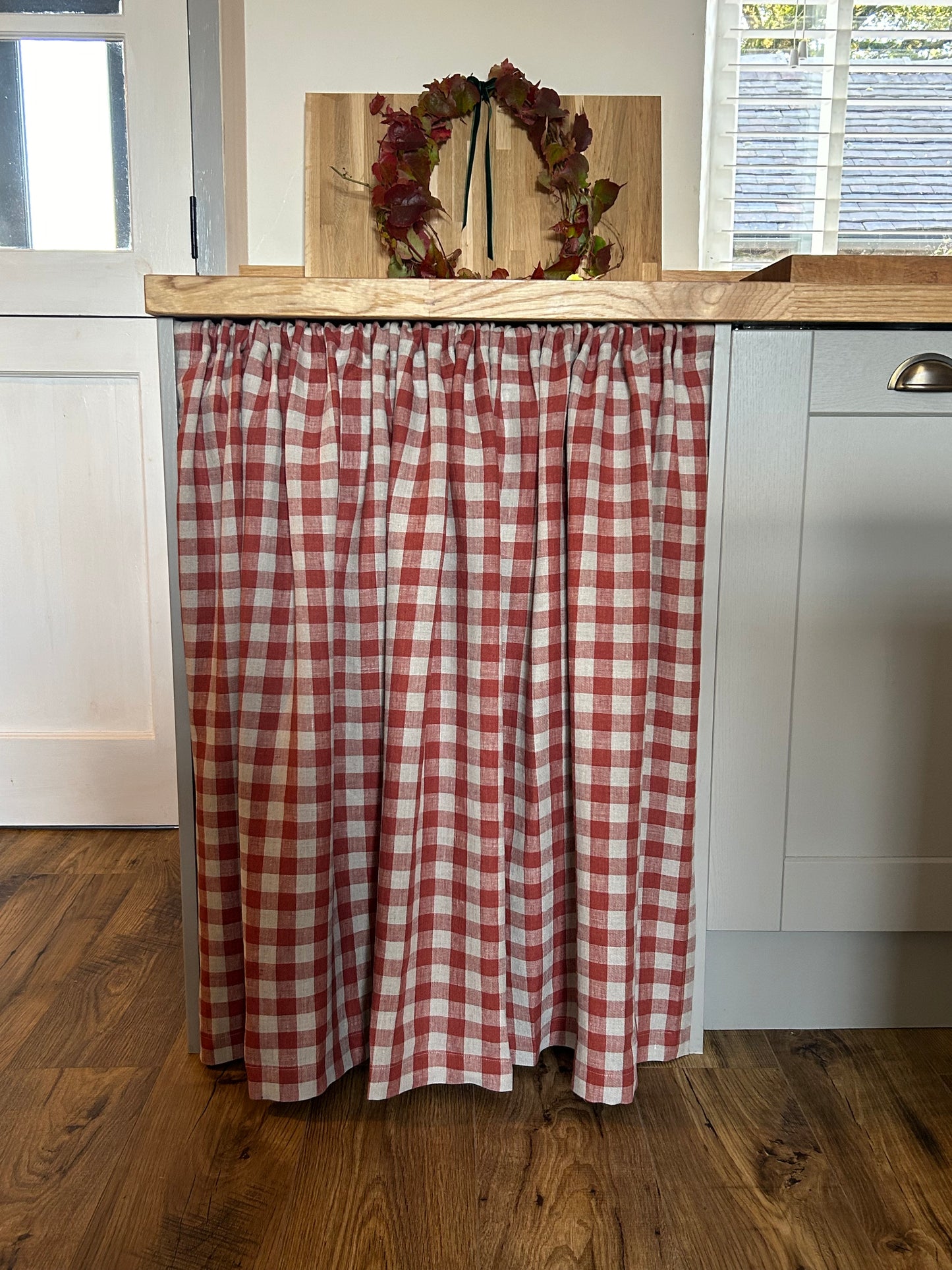Gingham Hideaway Curtain in Brick