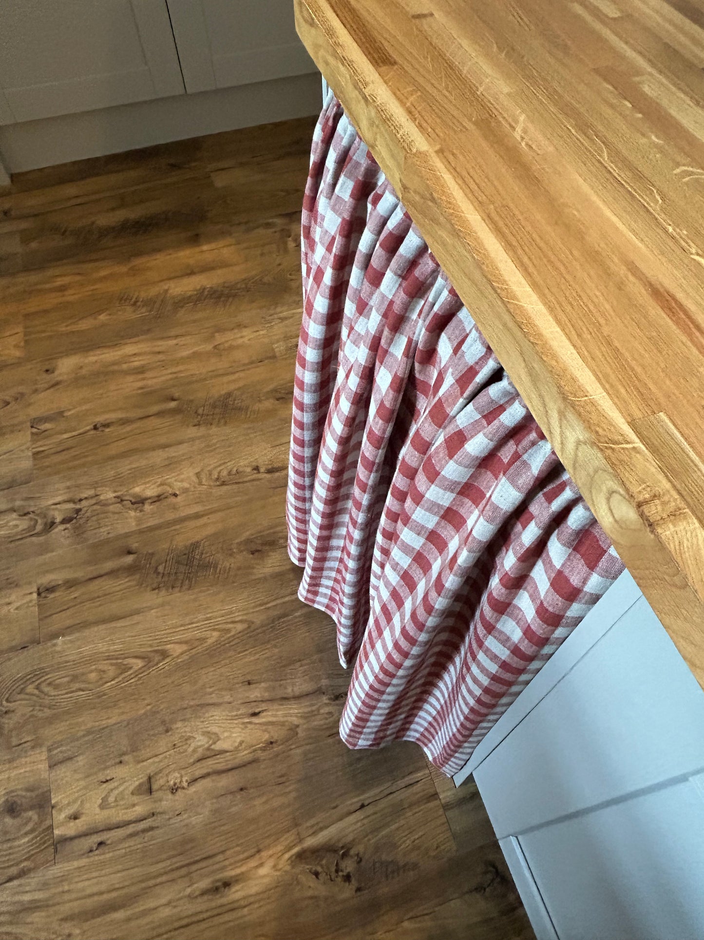 Gingham Hideaway Curtain in Brick