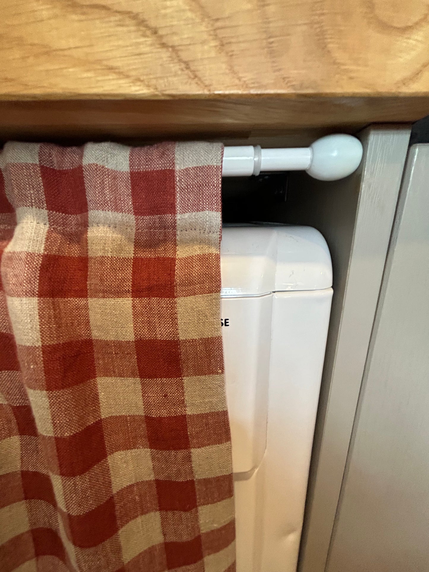 Gingham Hideaway Curtain in Brick
