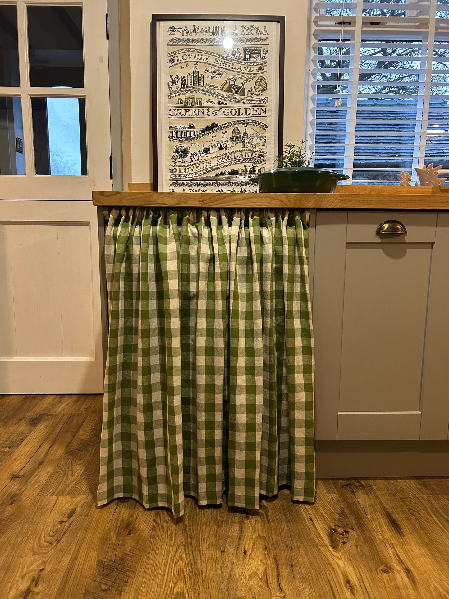Under Counter Curtain